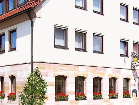 호텔 Bloedel Gruener Baum *